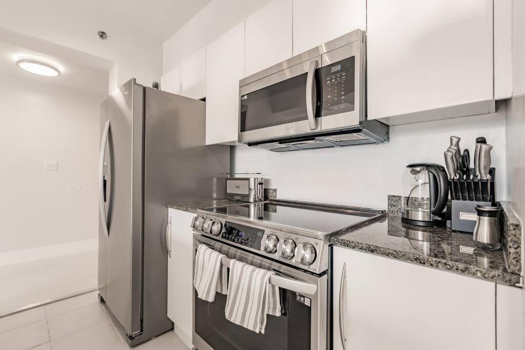 Upscale Brickell 3 Bedroom With Water Views And Free Parking Miami Exterior foto