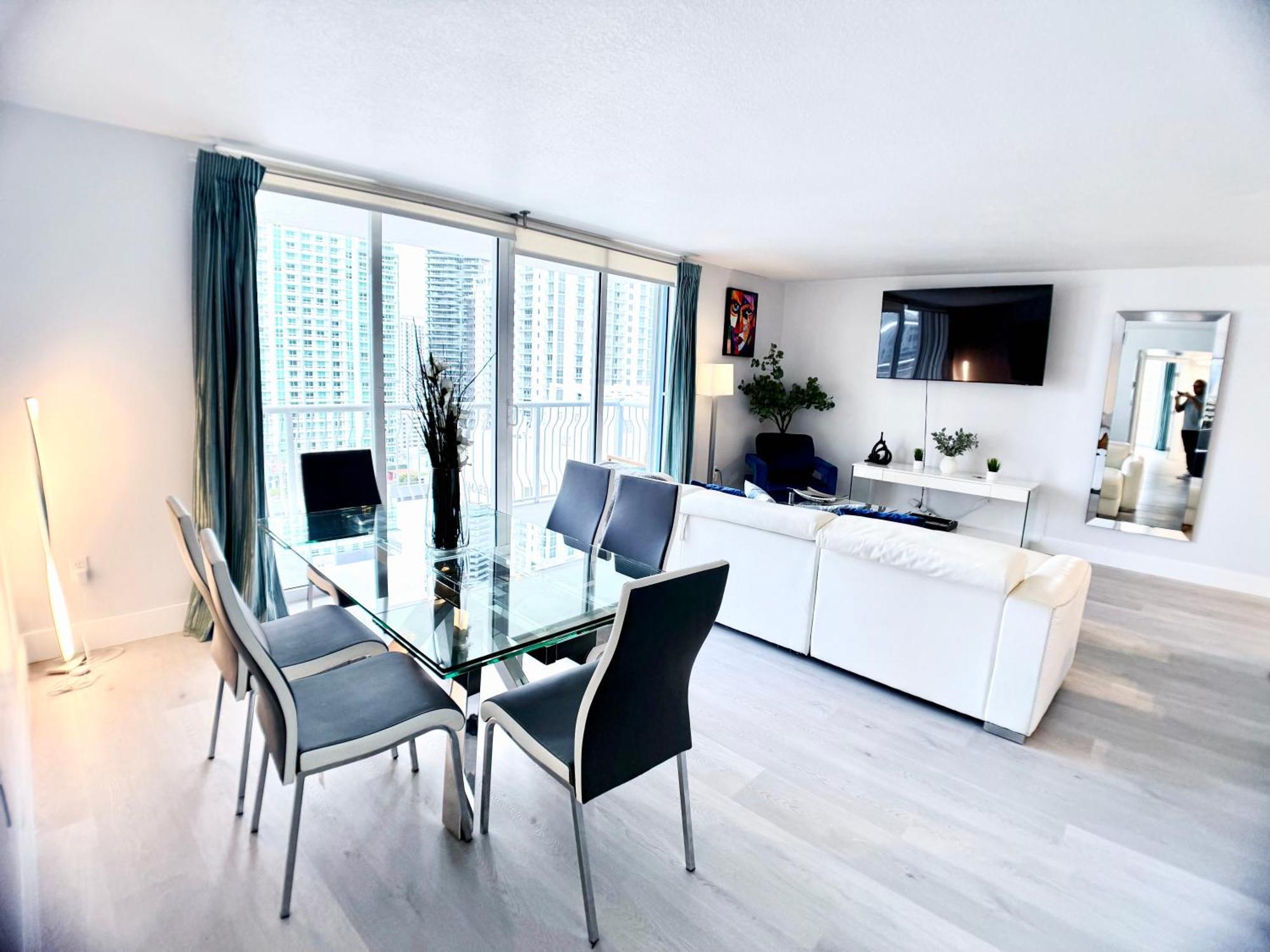 Upscale Brickell 3 Bedroom With Water Views And Free Parking Miami Exterior foto